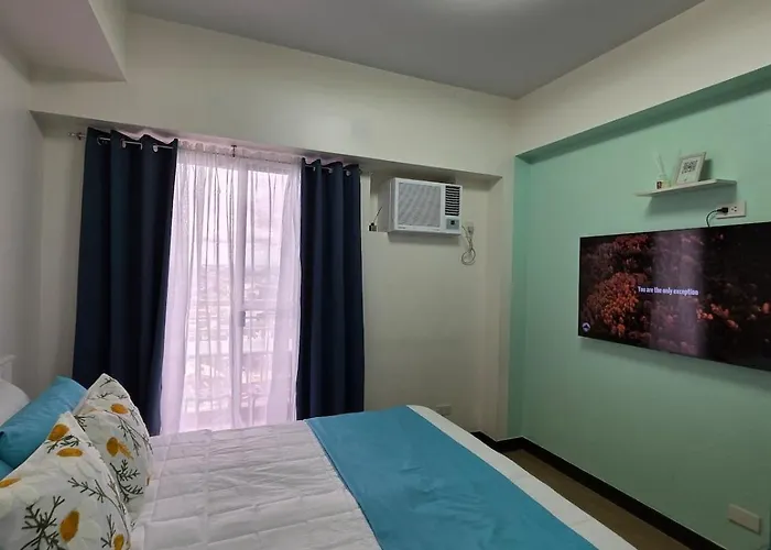 Apartamento Minimalist With Queen Size Bed At The Celandine Manila